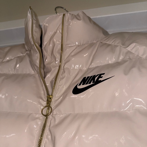 Nike Icon Clash Synthetic Puffer Jacket (Size Small) - Picture 9 of 16